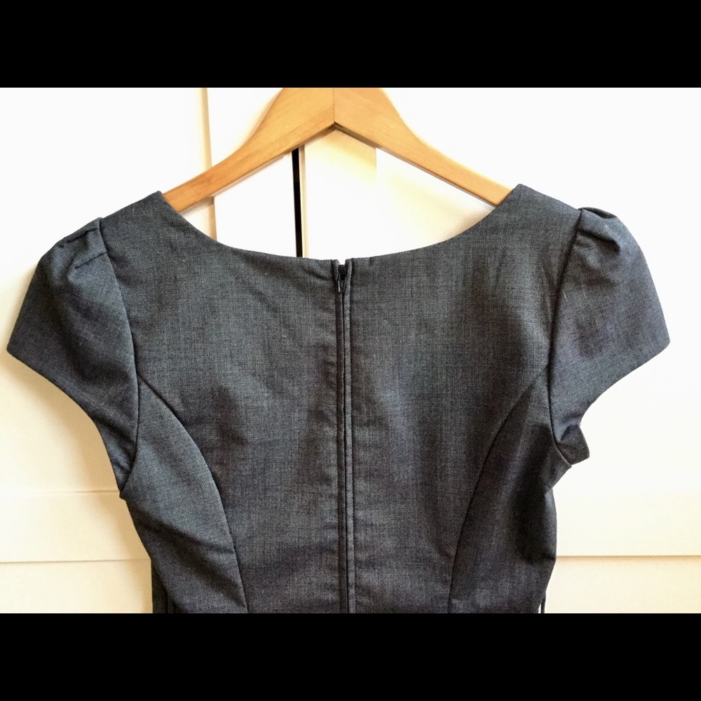 Grey dress cap sleeves - Picture 5 of 7